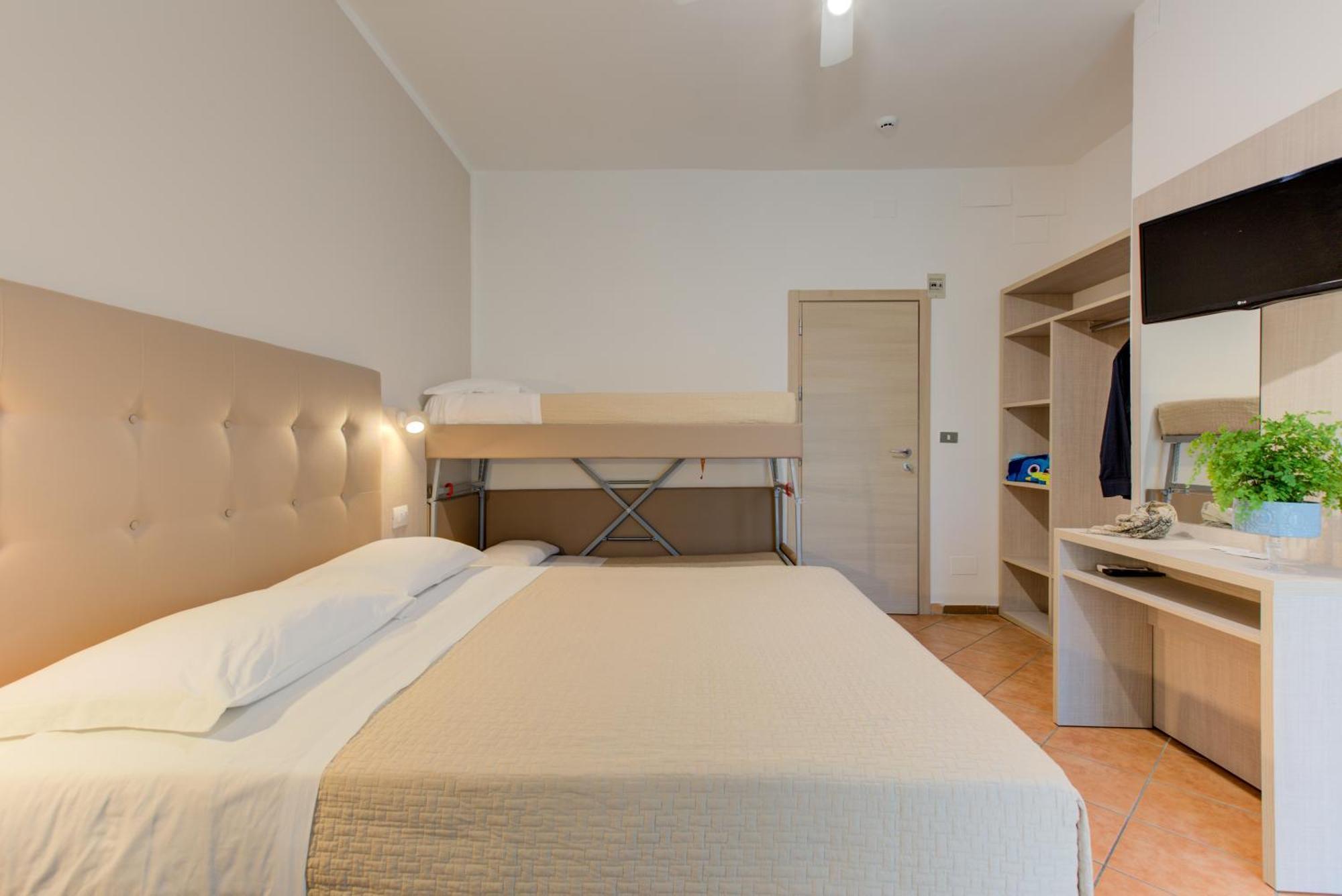 ריצ'יונה Hotel Cimarosa חדר תמונה