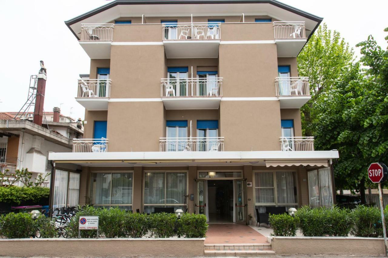 ריצ'יונה Hotel Cimarosa מראה חיצוני תמונה